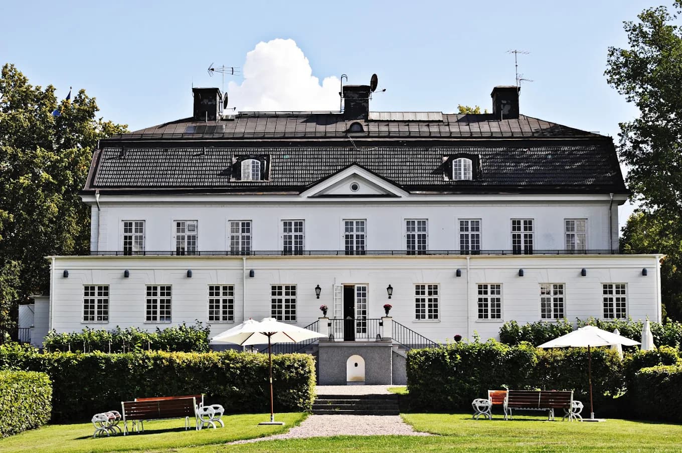 Yxtaholms Slott – slott & herrgård i Flen