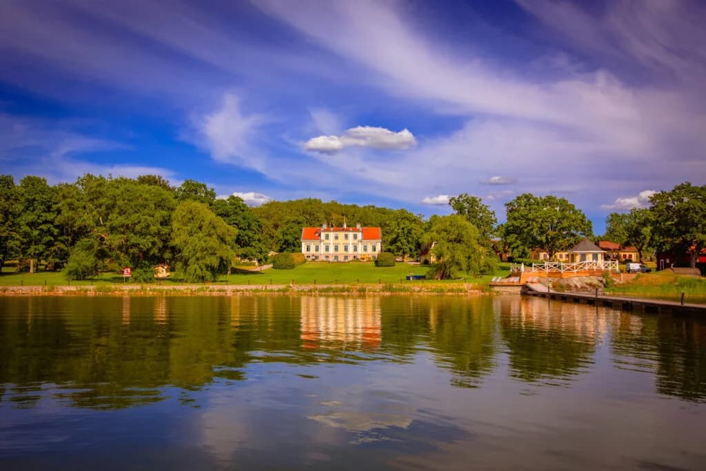 Krägga Herrgård – slott & herrgård i Bålsta