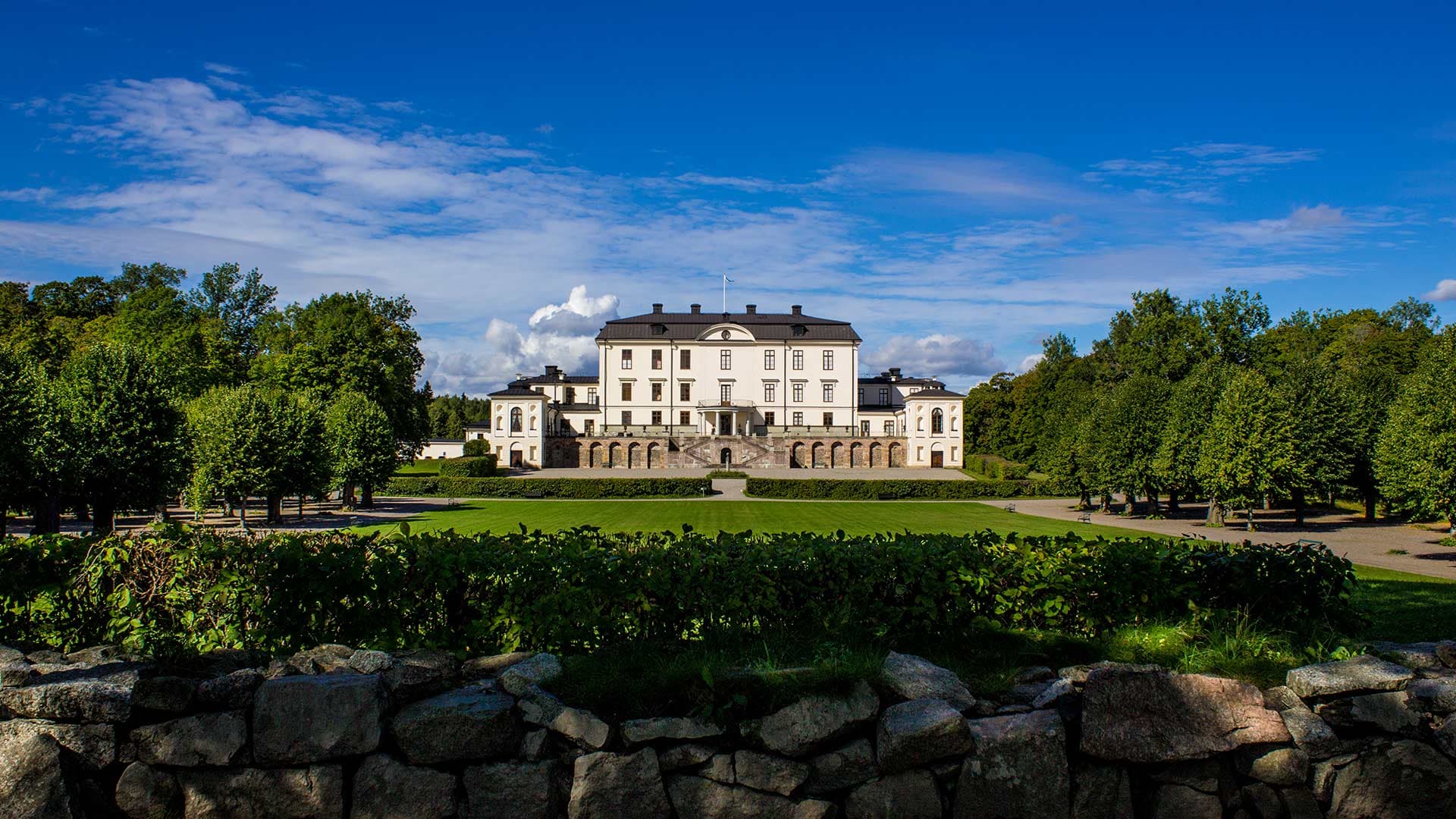 Rosersbergs Slottshotell – slott & herrgård i Rosersberg