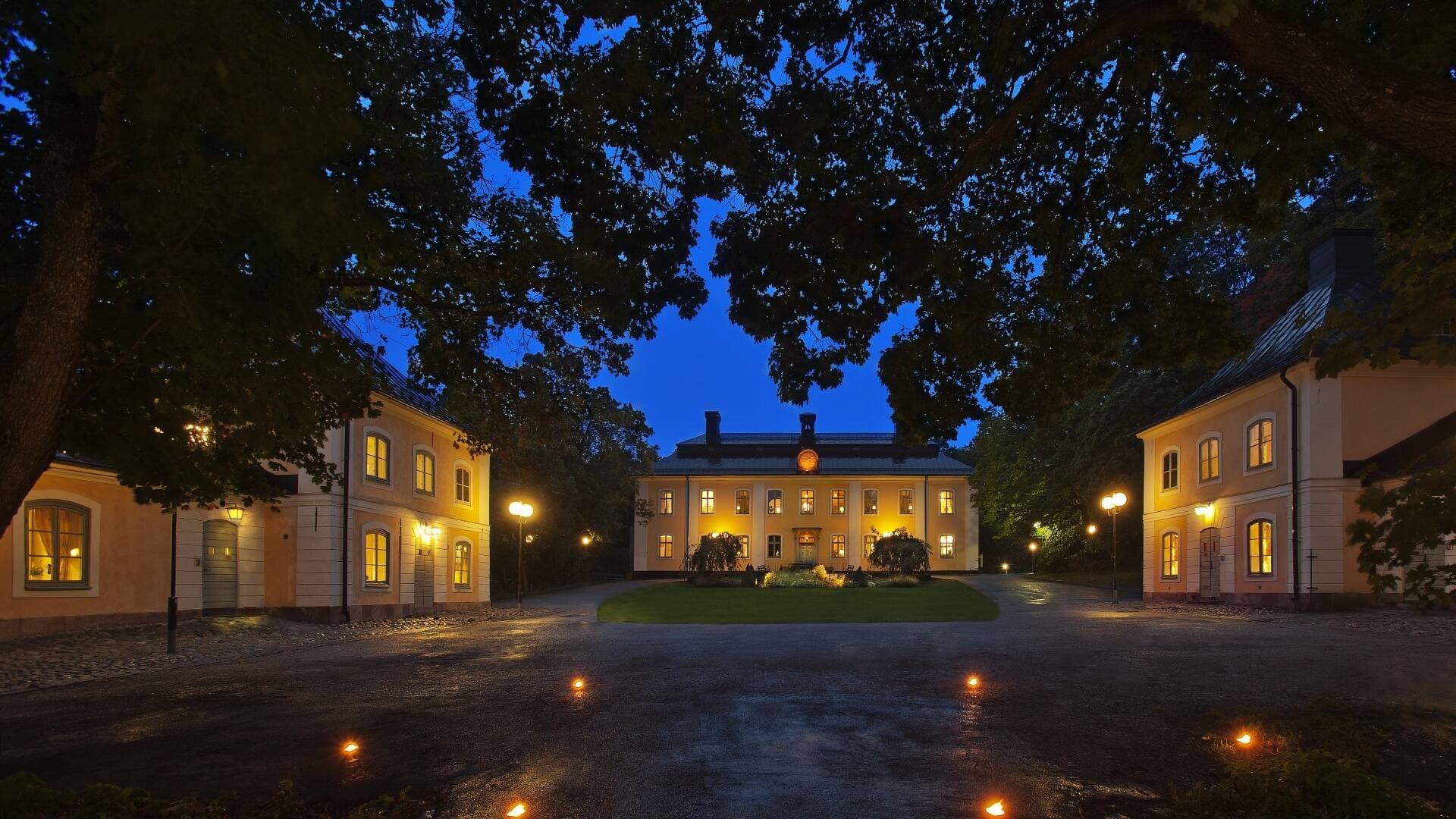 Åkeshofs Slott – slott & herrgård i Bromma