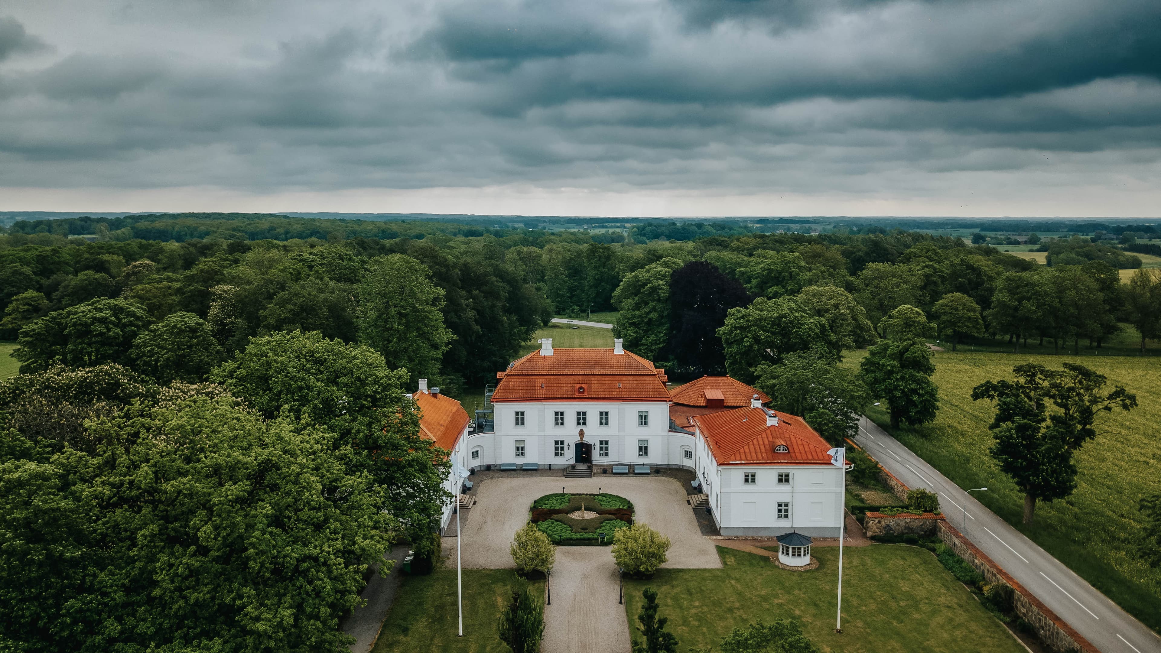 Bjärsjölagårds Slott – slott & herrgård i Sjöbo